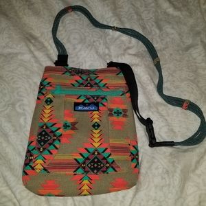 Kavu purse